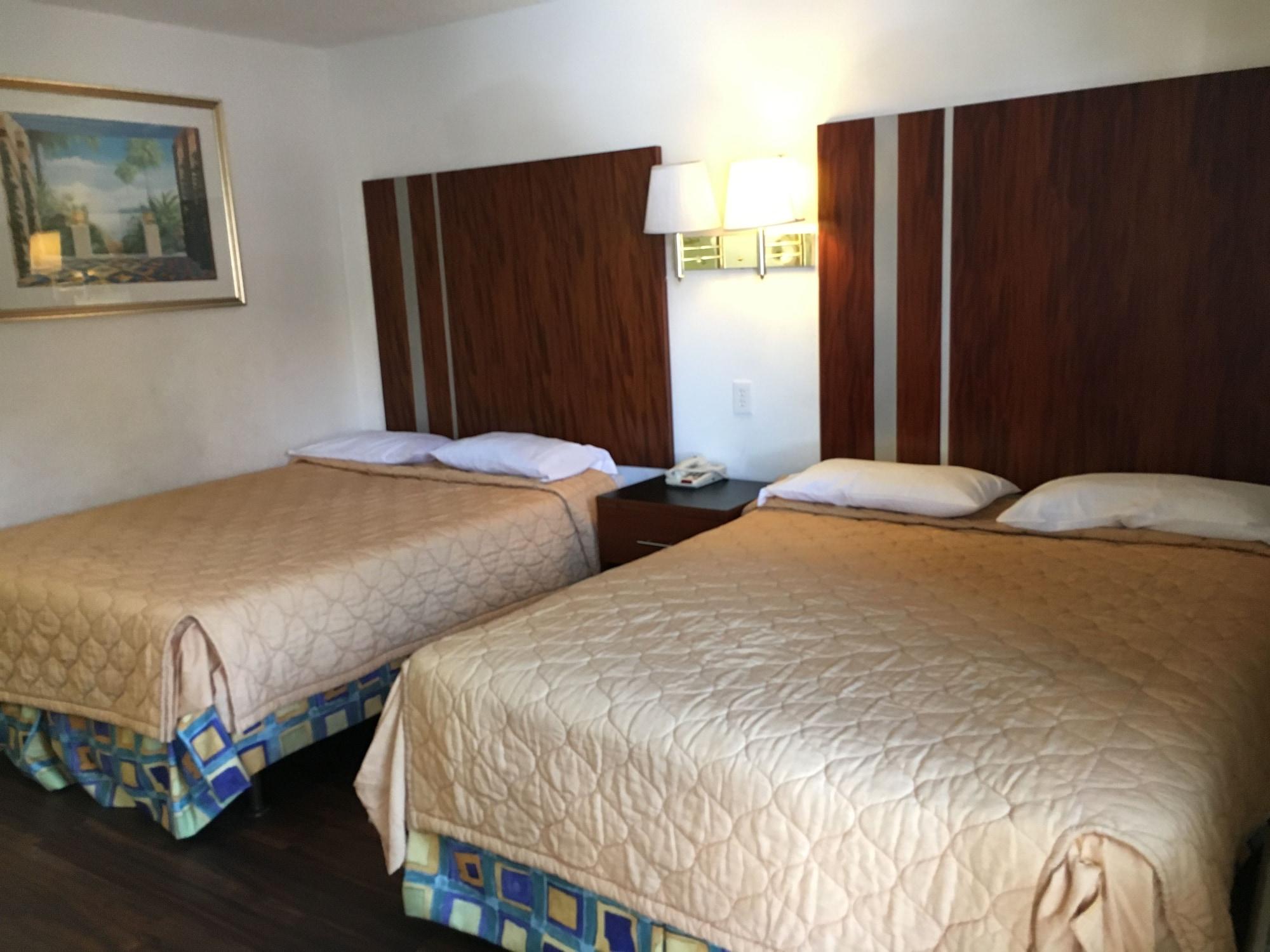 Riverside Inn & Suites Экстерьер фото